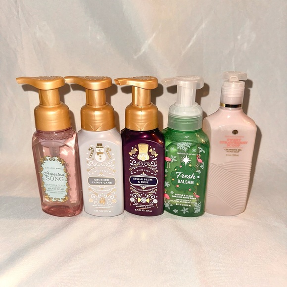 Bath & Body Works Foam Hand Soaps - Picture 1 of 2